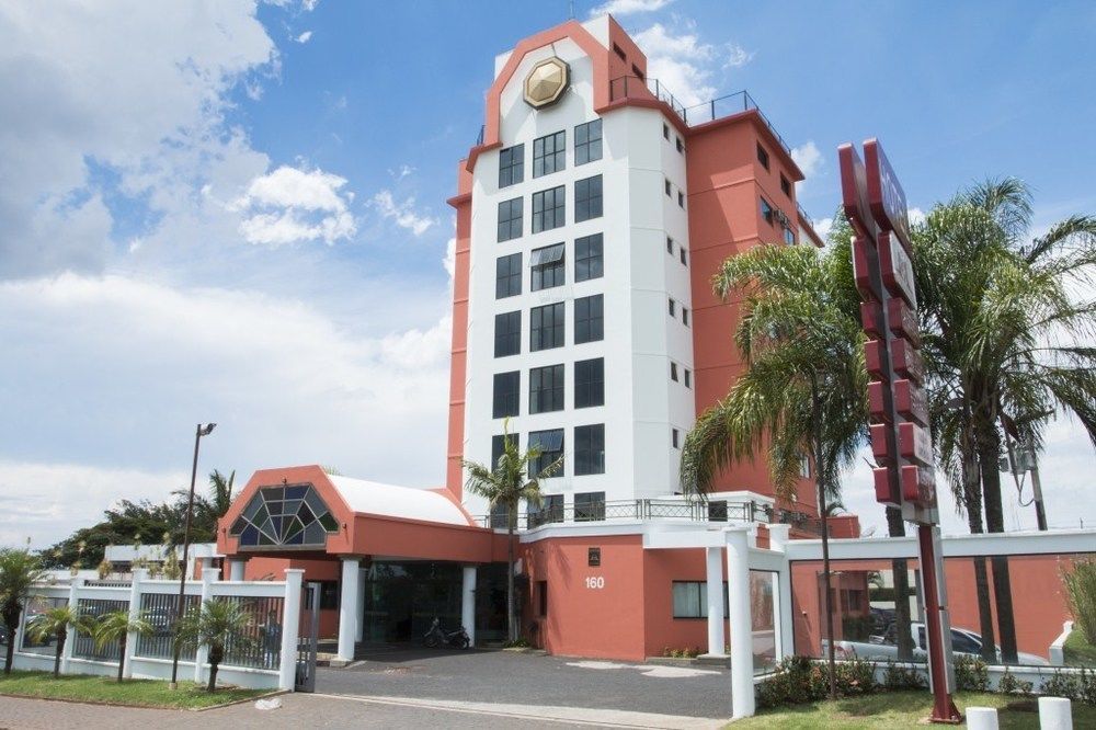 Carlton Plaza Hotel Uberlândia Zewnętrze zdjęcie